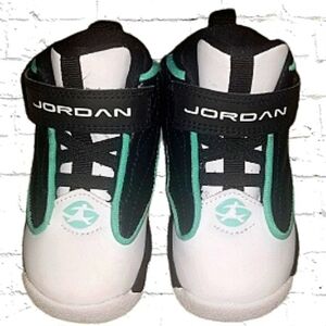 Jordan Kids' Black and White Sneakers